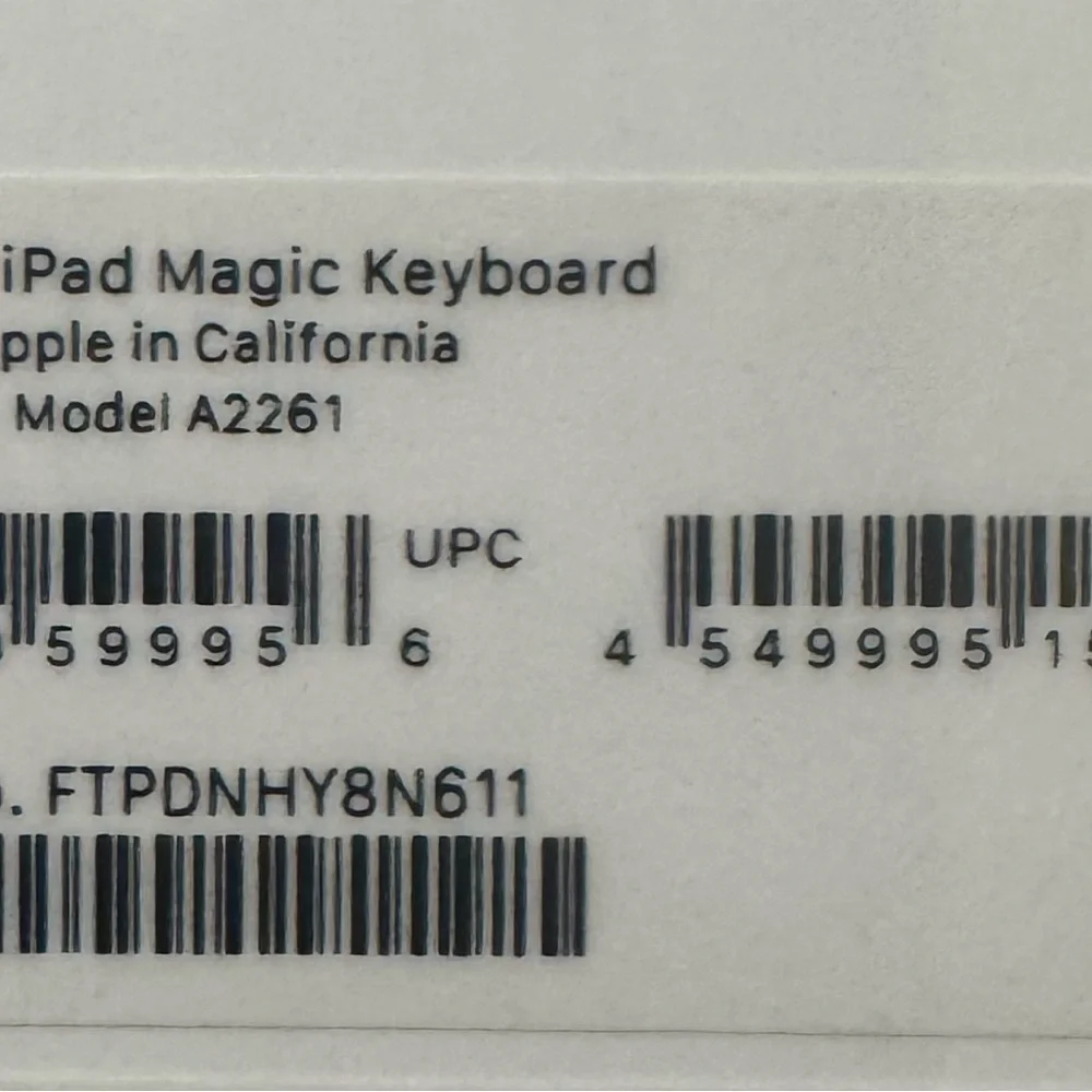 Apple iPad Magic Keyboard in Black